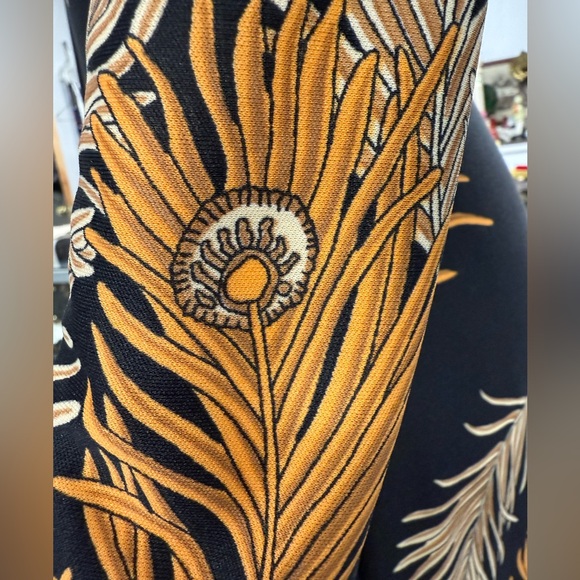 Vintage Maxi Dress Peacock Feather 70’s Print, Easy to Wear in PERFECT Condition - Picture 7 of 12